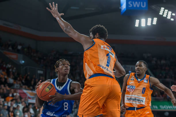 在这种背景 在这种背景